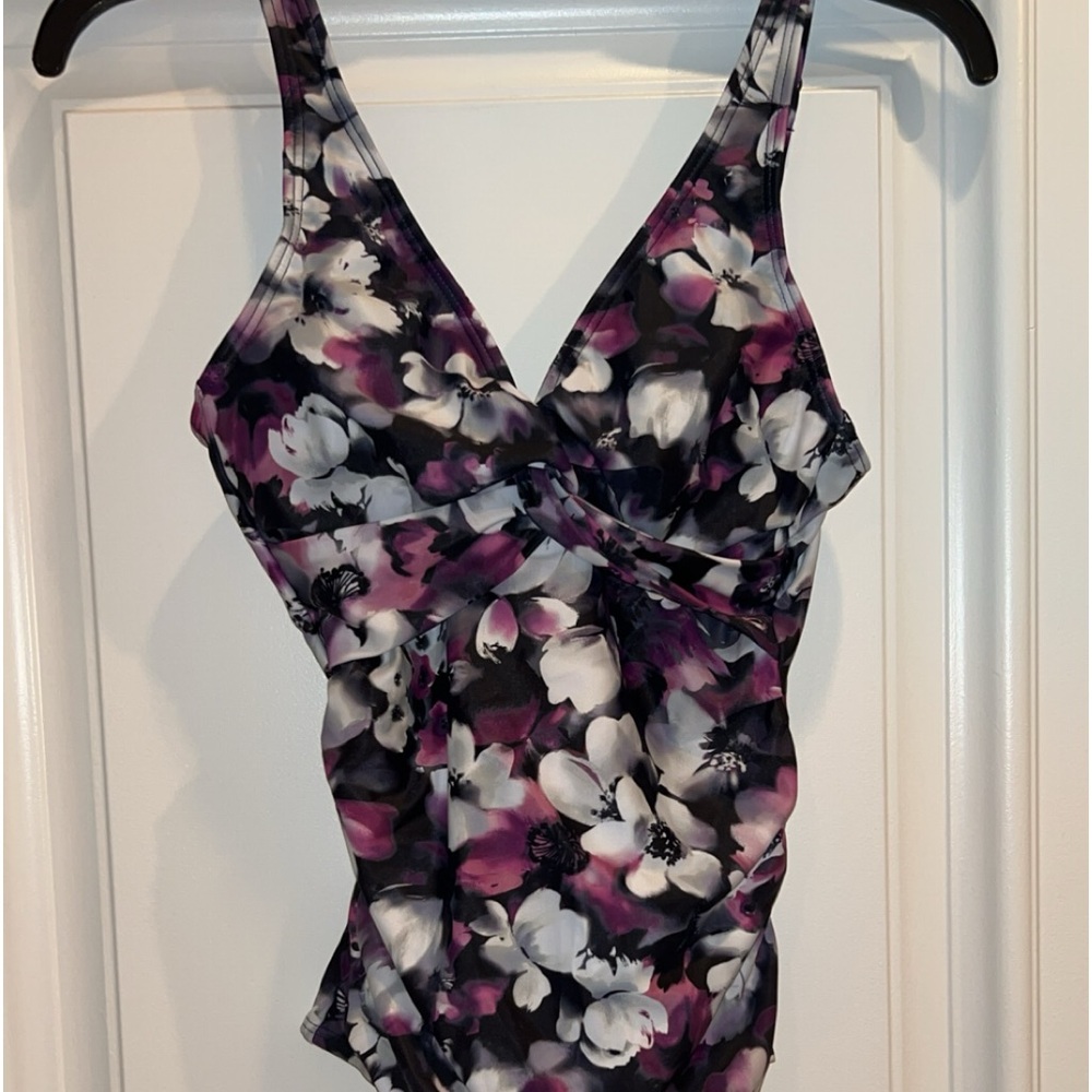 New with tags one piece woman’s bathing suit size small